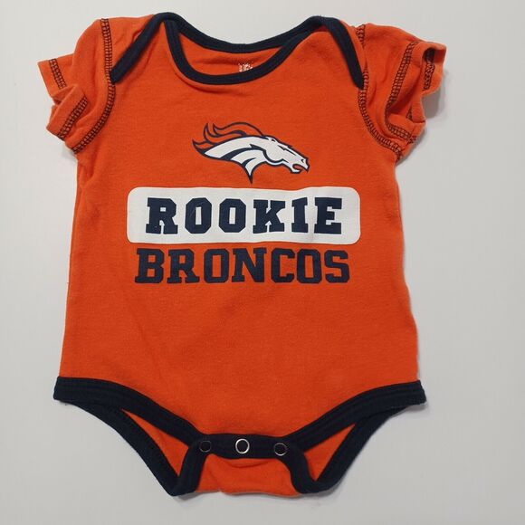 Broncos Rookie Boys Bodysuit Orange Blue Logo Snaps Short Sleeve 0-3 Months - Picture 1 of 12